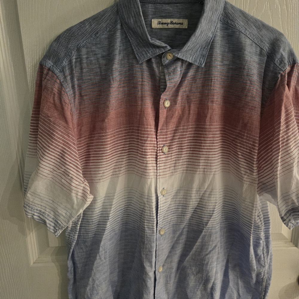 Tommy Bahama Men's M Gradient Blue and Red Shirt. Short Sleeve 100% Cotton